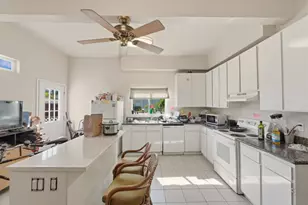 684 E Julian St, San Jose, CA 95112 - Photo 6