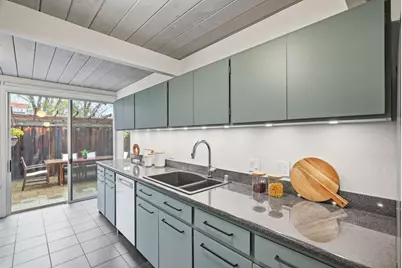 923 Mackenzie Dr, Sunnyvale, CA 94087 - Photo 16