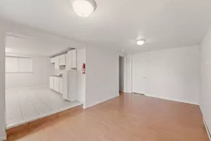 325 E St John St, San Jose, CA 95112 - Photo 6