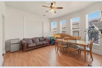 1090 S 7th St, San Jose, CA 95112 - Photo 6