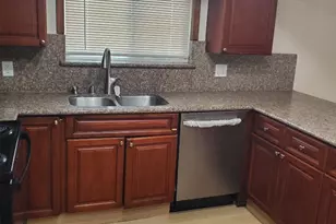 3399 Burgundy Dr, San Jose, CA 95132 - Photo 6