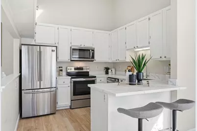 649 La Maison Dr, San Jose, CA 95128 - Photo 24