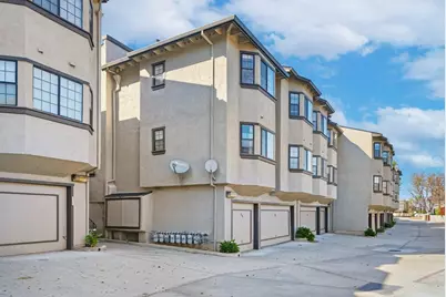 649 La Maison Dr, San Jose, CA 95128 - Photo 2