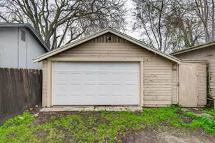 408 J St, Modesto, CA 95351 - Photo 8