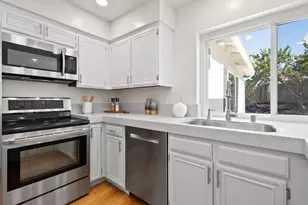 7814 Knollbrook Dr, Pleasanton, CA 94588 - Photo 22