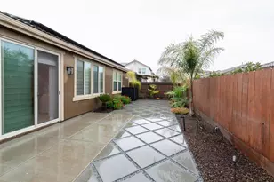 2037 E Christensen Dr, Fresno, CA 93730 - Photo 40