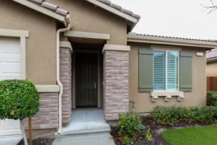 2037 E Christensen Dr, Fresno, CA 93730 - Photo 10