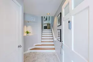 992 Alpine Ter 5, Sunnyvale, CA 94086 - Photo 2