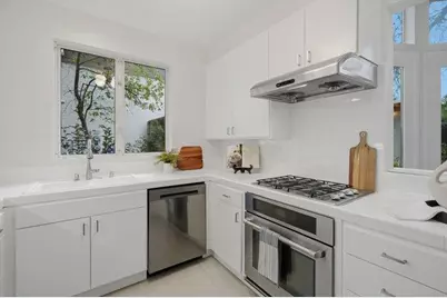 430 Jacobs Ct, Palo Alto, CA 94306 - Photo 6