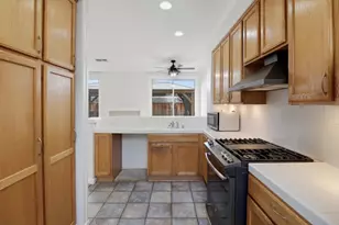 374 Marquetry Ct, San Jose, CA 95116 - Photo 10