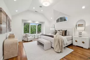 1045 College Ave, Menlo Park, CA 94025 - Photo 22