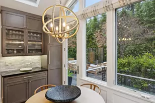 1045 College Ave, Menlo Park, CA 94025 - Photo 18