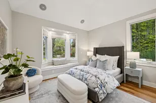 1045 College Ave, Menlo Park, CA 94025 - Photo 28