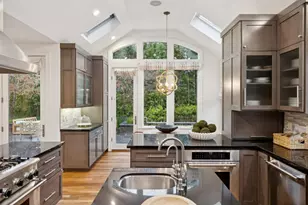 1045 College Ave, Menlo Park, CA 94025 - Photo 16