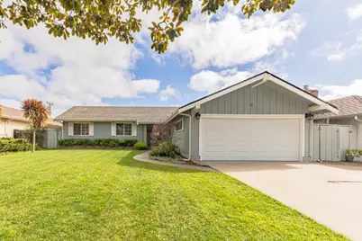 30 Santa Monica Ct, Salinas, CA 93901 - Photo 1