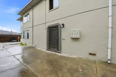 6928 Fresno St, Oakland, CA 94605 - Photo 4