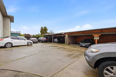 6928 Fresno St, Oakland, CA 94605 - Photo 26