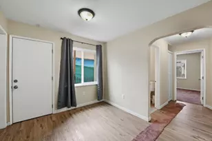 6928 Fresno St, Oakland, CA 94605 - Photo 16