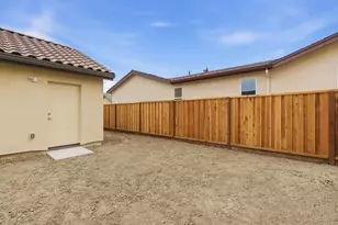 755 Aurora Way, King City, CA 93930 - Photo 32