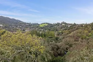 24292 Elise Ct, Los Altos Hills, CA 94024 - Photo 2