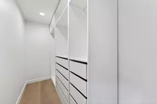 3957 Martin Dr, San Mateo, CA 94403 - Photo 16