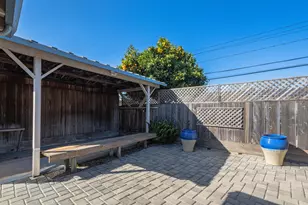 207 Encinada Dr, Salinas, CA 93901 - Photo 28