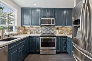 18 Cape Hatteras Ct, Redwood City, CA 94065 - Photo 12