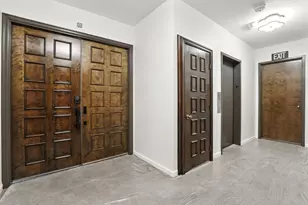 4728 Park Encino Ln 318, Encino, CA 91436 - Photo 6