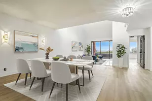 4728 Park Encino Ln 318, Encino, CA 91436 - Photo 2