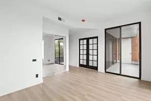 4728 Park Encino Ln 318, Encino, CA 91436 - Photo 14