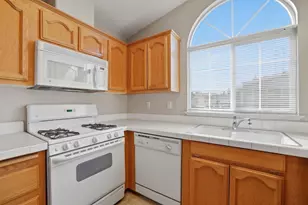 325 Sylvan Ave 23, Mountain View, CA 94041 - Photo 12