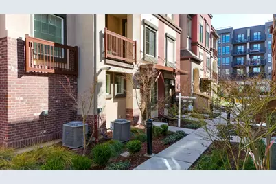 1013 Onofrio Ln 2, San Jose, CA 95131 - Photo 2