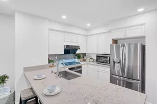 1013 Onofrio Ln 2, San Jose, CA 95131 - Photo 8