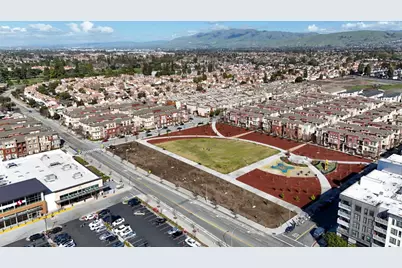 1013 Onofrio Ln 2, San Jose, CA 95131 - Photo 32