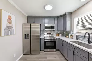 204 Vineyard Dr, San Jose, CA 95119 - Photo 8