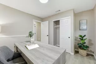 204 Vineyard Dr, San Jose, CA 95119 - Photo 18