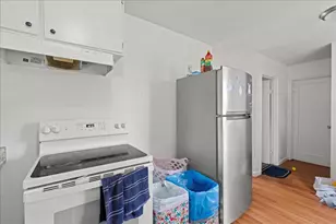 545 Hampshire Ave, Redwood City, CA 94063 - Photo 8