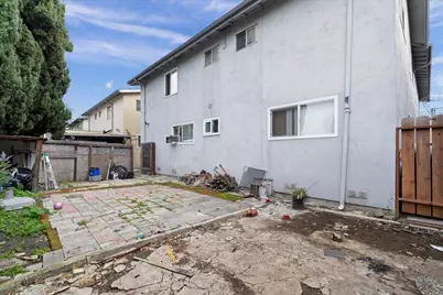 545 Hampshire Ave, Redwood City, CA 94063 - Photo 16