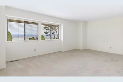 70 Forest Ridge Rd 30, Monterey, CA 93940 - Photo 18