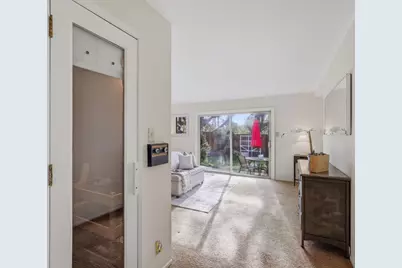 2026 Fairmont Dr, San Mateo, CA 94402 - Photo 22