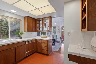 2026 Fairmont Dr, San Mateo, CA 94402 - Photo 16