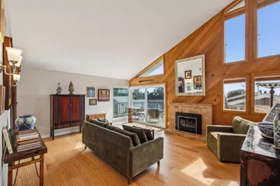 261 Coral Reef Ave, El Granada, CA 94018 - Photo 4