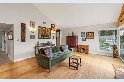 261 Coral Reef Ave, El Granada, CA 94018 - Photo 8