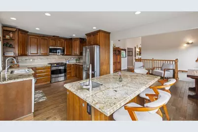 261 Coral Reef Ave, El Granada, CA 94018 - Photo 18