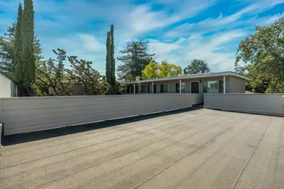 660 Roble Ave, Menlo Park, CA 94025 - Photo 12