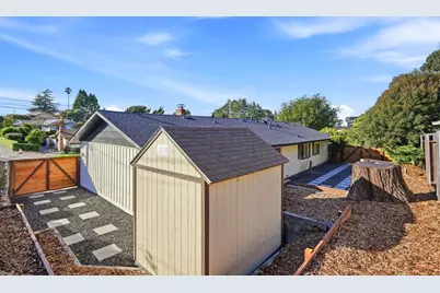 221 Pinon Ave, Pinole, CA 94564 - Photo 30