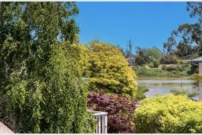 515 Corcoran Ave B, Santa Cruz, CA 95062 - Photo 2