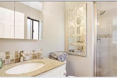 515 Corcoran Ave B, Santa Cruz, CA 95062 - Photo 10