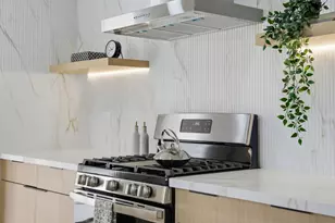 383 River View Dr, San Jose, CA 95111 - Photo 8