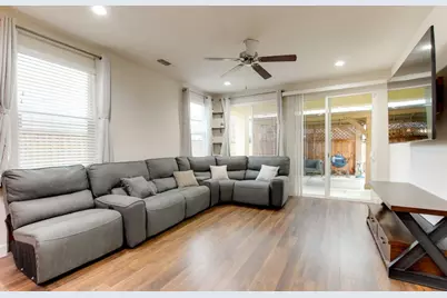 542 Cadiz Dr, Hollister, CA 95023 - Photo 14